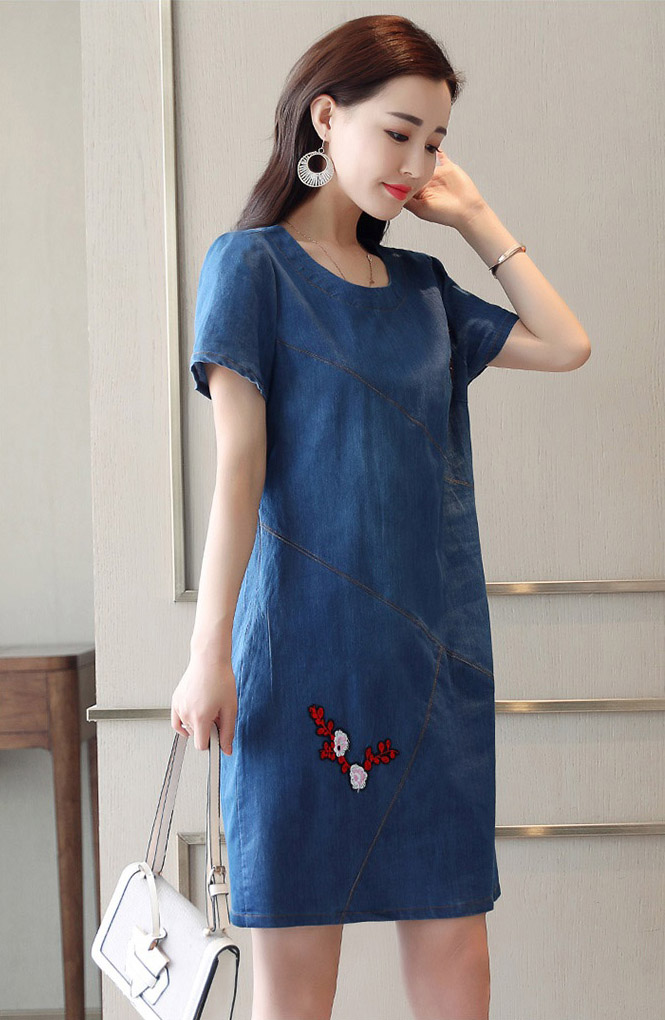 ĐÀM JEAN SUÔNG CỔ TRÒN THÊU HOA